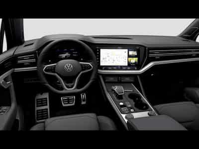 VW Touareg R-Line 4Motion 3.0 TDI 231 CV *PANO *MATRIX* 360° * ATTELAGE (2022) - Photo 6