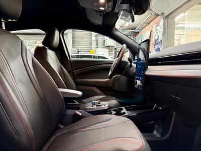 Ford Mustang Mach-E Mustang Mach-E 294cv 99Kw/h RWD RANGE PREMIUM (2024) - Photo 8