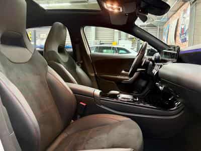 Mercedes A 200 A 200d 2.0 150cv Auto AMG-LINE (2023) - Photo 8