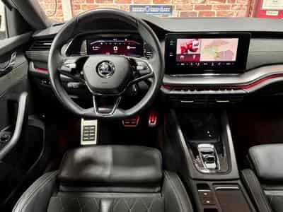 Skoda Octavia Octavia RS 2.0 TDi 200cv Auto (2023) - Photo 4