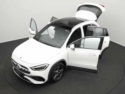 Mercedes GLA 250 AMG-Line Multi+Kamera+Pano+Distr+19" (1970) - Photo 12