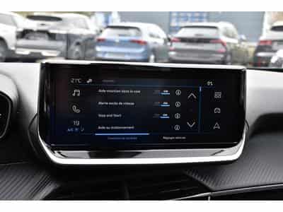 Peugeot 2008 1.2 Hybrid 145 e-DCS6 Style REGUL LANE PDC 1° MAIN (2025) - Foto 11