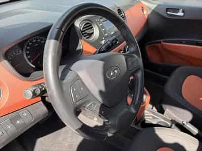 Hyundai i10 1.0 Classic Automatik (2014) - Photo 8