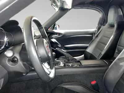 Fiat 124 Spider 124 SPIDER LUSSO 1.4 Multiair 140 pk (2016) - Foto 4