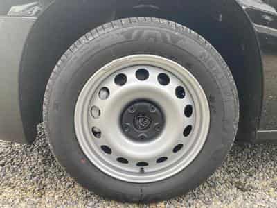 Peugeot Partner 1.5 BlueHDI 130 AT8 Confort L2H1 (2026) - Photo 12