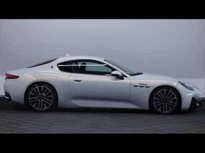 Maserati Granturismo Modena (2024) - Photo 4