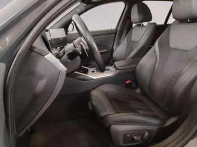 BMW 330 d xDrive DAB LED (2024) - Foto 8