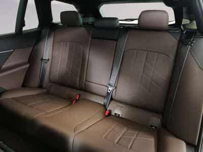 BMW 540 d xDrive Head-Up DAB LED RFK (2025) - Foto 9