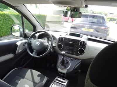 Citroën Berlingo Multispace Exclusive 1.6  HDi 114 CV (2013) - Foto 10