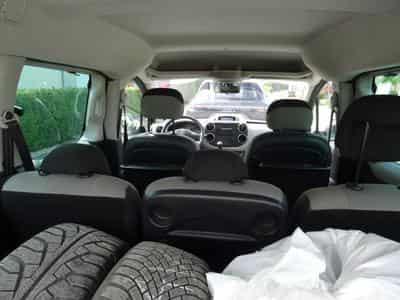 Citroën Berlingo Multispace Exclusive 1.6  HDi 114 CV (2013) - Foto 8