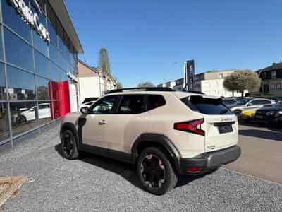 Dacia Duster 1.6 HYBRID 140CV EXTREME (2024) - Foto 6