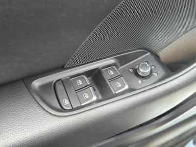 Audi A3 30 TDI AMBITION GPS CARPLAY CLIM AUTO APS AV/AR (2019) - Photo 13