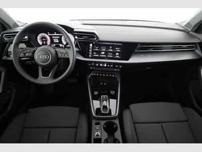Audi A3 Sportback TFSI 110 kW S line (2026) - Photo 4
