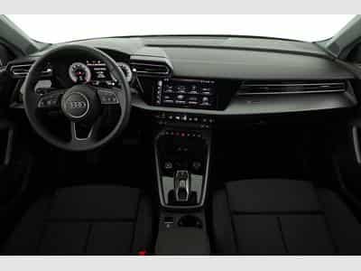Audi A3 Sportback TFSI 110 kW S line (2026) - Photo 4