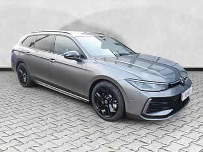 VW Passat Variant 2.0 TDI 142 kW 4Motion R-Line (2026) - Photo 1