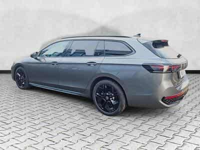 VW Passat Variant 2.0 TDI 142 kW 4Motion R-Line (2026) - Photo 5