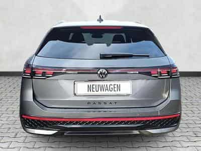 VW Passat Variant 2.0 TDI 142 kW 4Motion R-Line (2026) - Photo 6