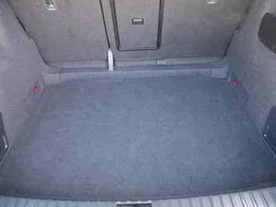 Skoda Karoq Selection 1.5 TSI (2025) - Photo 6