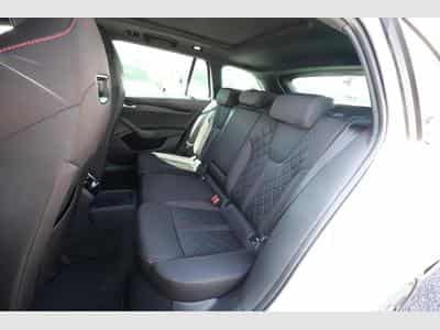 Skoda Octavia RS (2026) - Foto 10