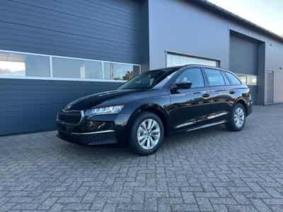 Skoda Octavia 1.5 TSI 150PS (2026) - Foto 8