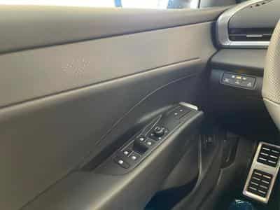 VW T-Roc NEU R-Line (2026) - Photo 9