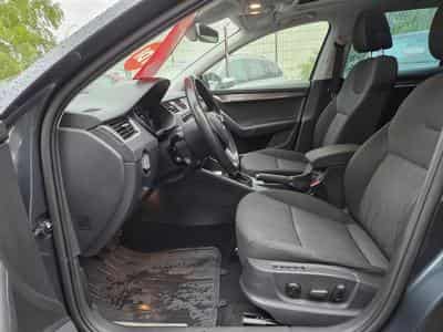 Skoda Octavia BREAK TDI DSG (2019) - Foto 7