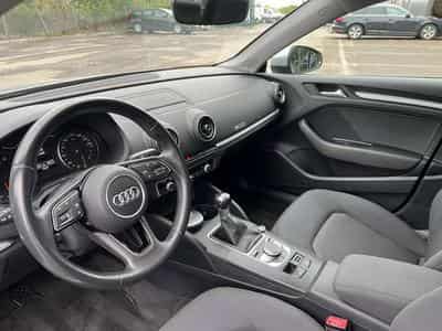 Audi A3 1.0 TFSI BERLINE 116 CV (2018) - Foto 4