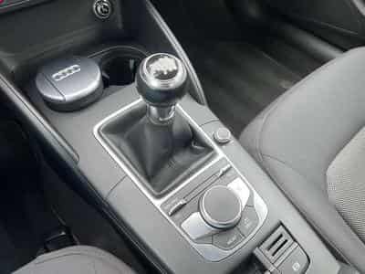 Audi A3 1.0 TFSI BERLINE 116 CV (2018) - Foto 9