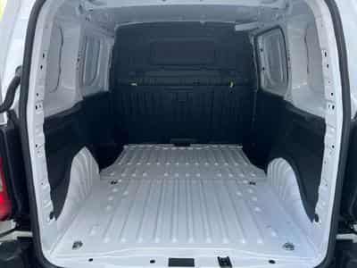 Peugeot Partner 1.5 DIESEL HDi 100 CV (15 KM) (2025) - Photo 12