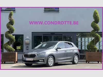 Skoda Fabia 1.0 Essence 115 CV Selection DSG (2025) - Photo 1