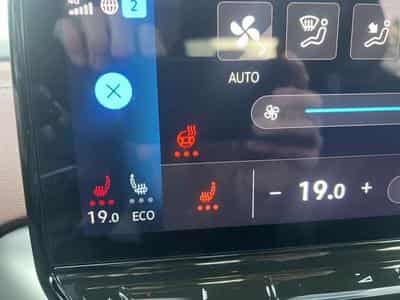 VW ID.5 PRO PERORMANCE 204 CV (2023) - Photo 10
