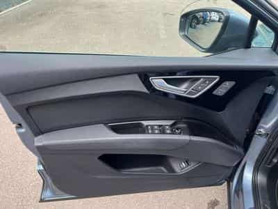 Audi Q4 e-tron ELECTRIQUE 204 CV S-Line (2022) - Photo 6