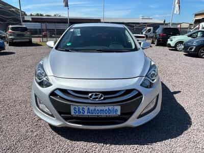 Hyundai i30 i30 Lim. 1.6 CRDi *LED*PDC*Tempomat*Euro5* (2014) - Foto 2