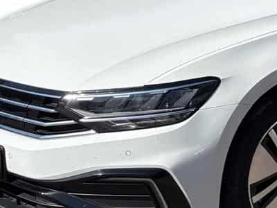 VW Passat Passat Variant GTE (2020) - Photo 6