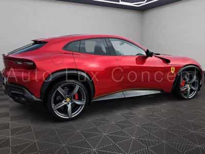 Ferrari Purosangue Rosso Magma (2023) - Photo 11
