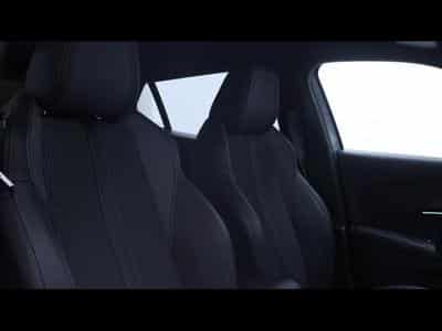 Peugeot 2008 1.5 blueHDI 130 GTLine EAT8 (2022) - Foto 12