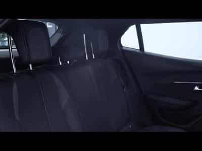 Peugeot 2008 1.5 blueHDI 130 GTLine EAT8 (2022) - Foto 14