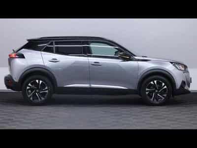 Peugeot 2008 1.5 blueHDI 130 GTLine EAT8 (2022) - Foto 4