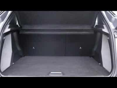 Peugeot 2008 1.5 blueHDI 130 GTLine EAT8 (2022) - Foto 7