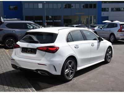 Mercedes A 200 AMG Line 7G-Tronic GPS LANE CAM PARK KEYLESS 1° MAIN (2025) - Photo 4