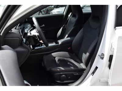 Mercedes A 200 AMG Line 7G-Tronic GPS LANE CAM PARK KEYLESS 1° MAIN (2025) - Photo 6