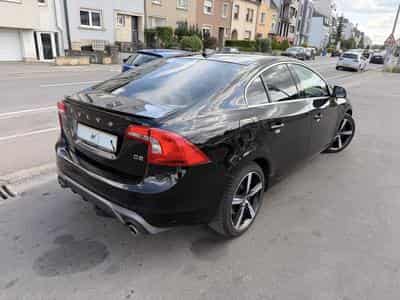 Volvo S60 D2 Geartronic 120 R-Design (2017) - Photo 5