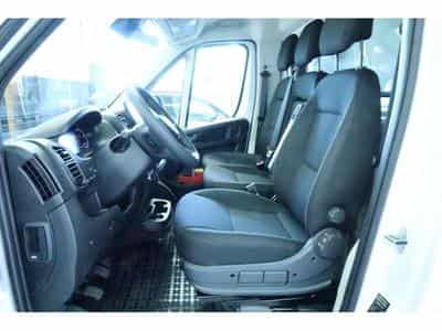 Citroen Jumper Cargo Box avec Hayon L4 3,5t (2026) - Photo 7