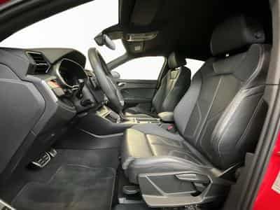 Audi Q3 SB+S-Line+40TFSI+Quattro+S-Tronic (2024) - Photo 9