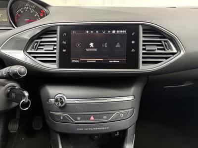 Peugeot 308 SW PureTech 110 Stop (2019) - Photo 10