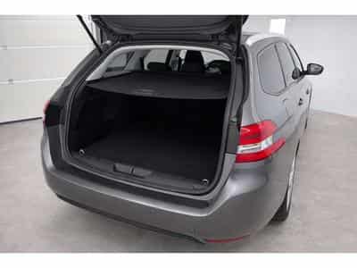 Peugeot 308 SW PureTech 110 Stop (2019) - Photo 5