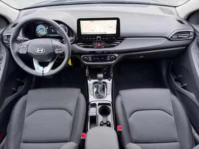 Hyundai i30 1.5 T-GDI 140 DCT Trend + (2025) - Photo 4