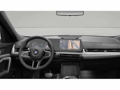 BMW X1 sDrive18i Aut. M Sportpaket (2025) - Foto 2