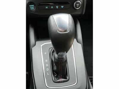 Ford Focus 1.0 EcoBoost Hybrid Aut. ST-LINE X (2025) - Foto 11