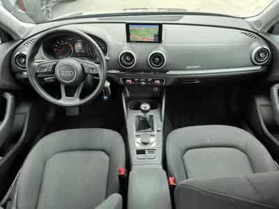 Audi A3 30 TFSI GPS BLUETOOTH RADAR ARR CLIM AUTO XENON (2020) - Photo 10